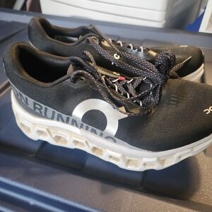 Oncloud Monster Womens 8